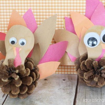 Pine Cone Turkey with free printable template