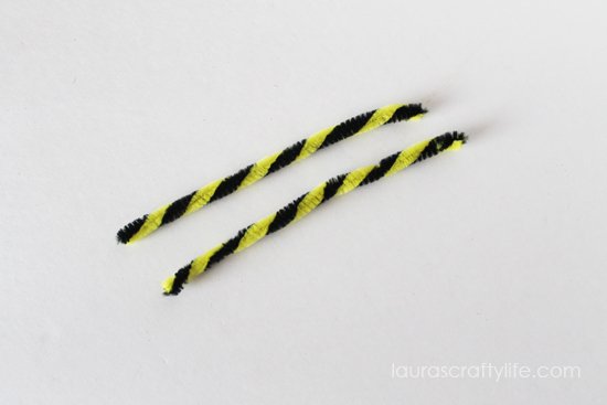 cut twisted pipe cleaner in half