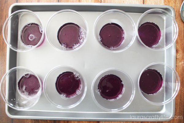 Place jello cups on tray to make it easier to move