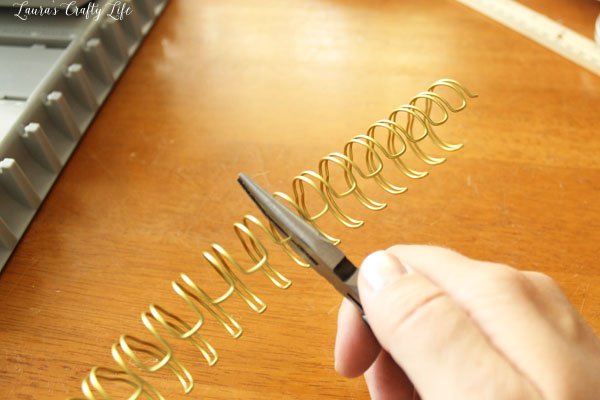 use-wire-cutters-to-trim-coil