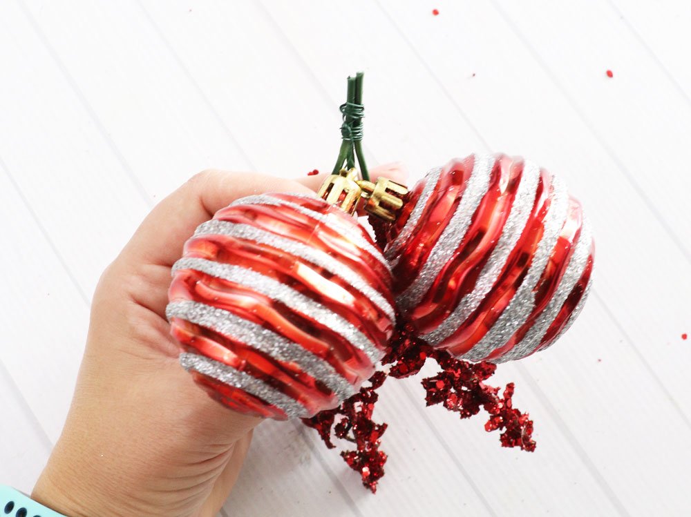 attach ornaments to stems